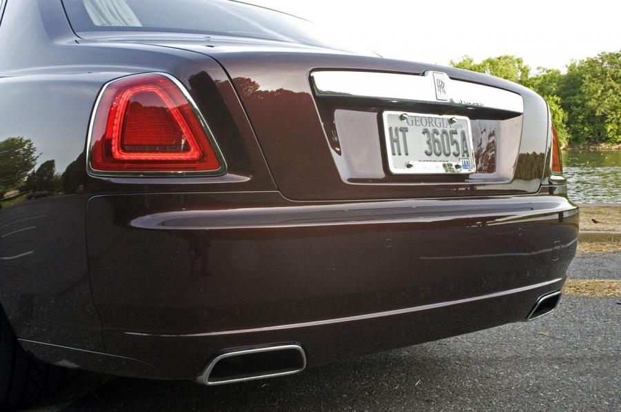  Rolls-Royce Ghost 2009 года  (фото 82 из 106)
